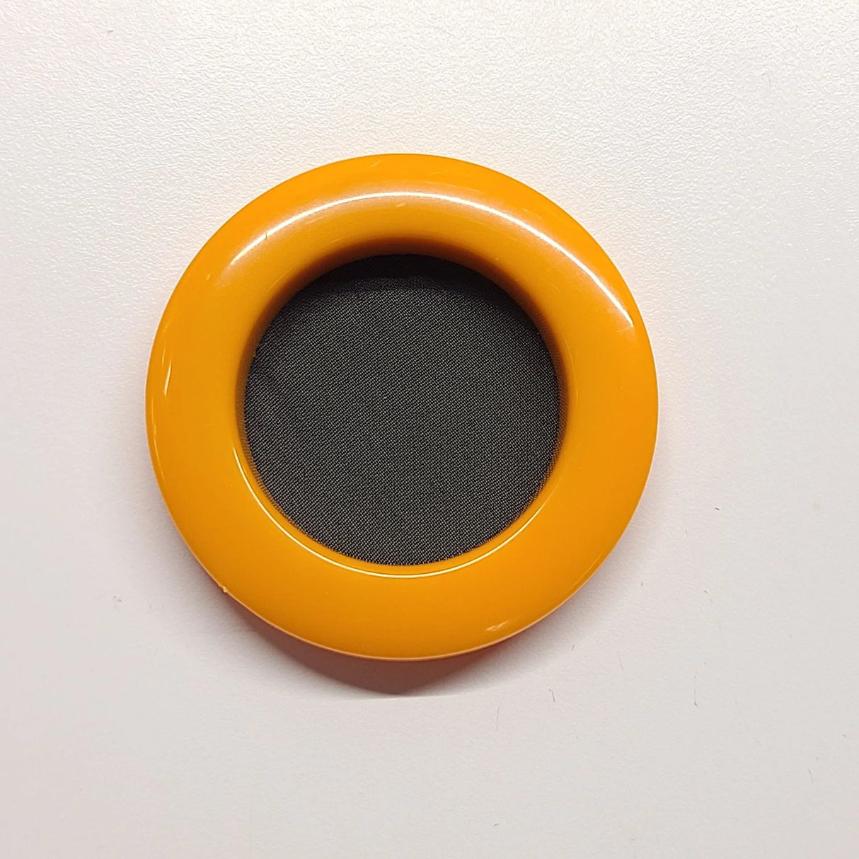 Den Tri Vent 4x4x4 Jumping Spider Enclosure (holds fruit flies)