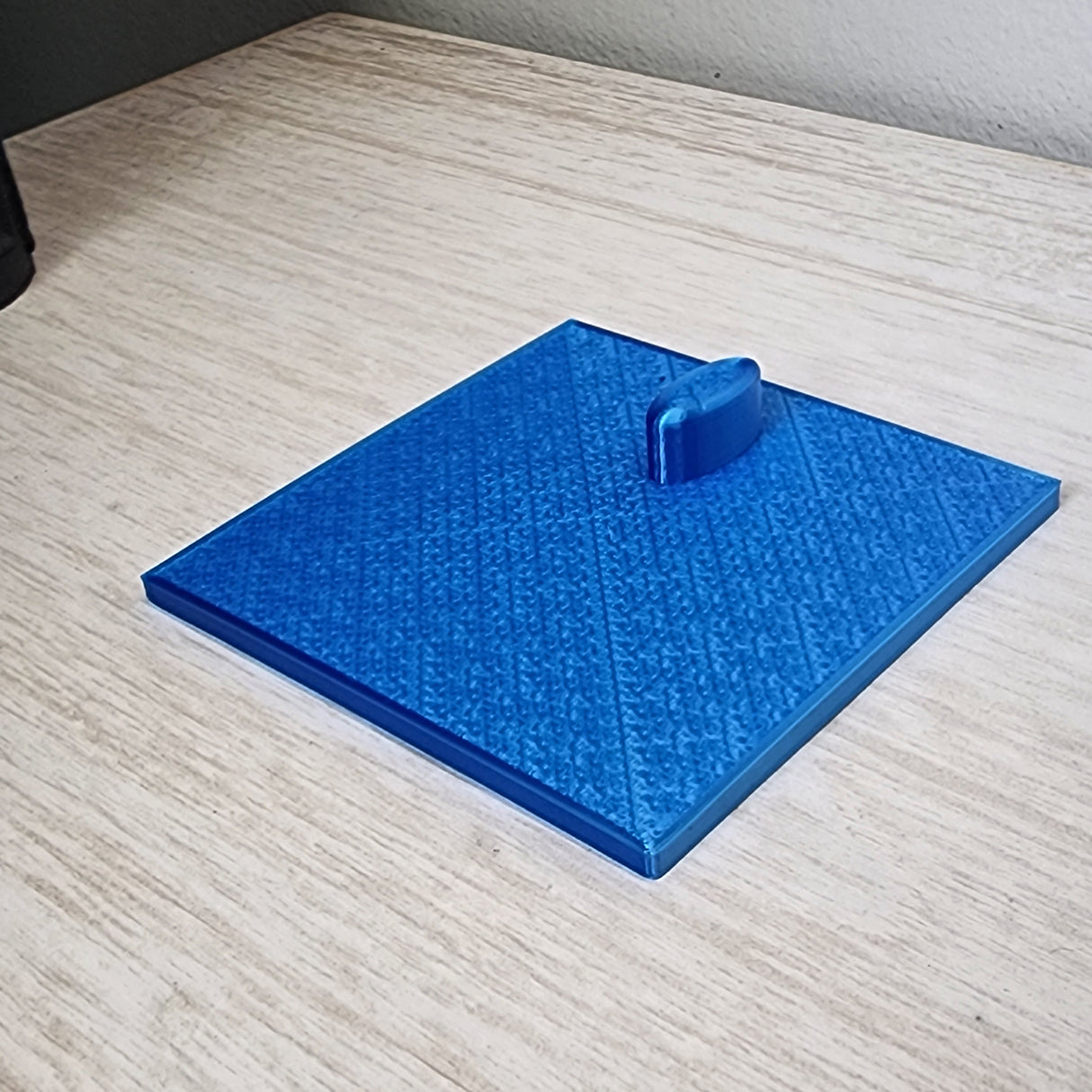 Removable floor insert for the 3x3x6 Magnetic Flat Top