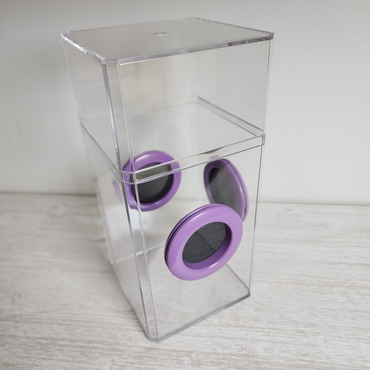 B-STOCK Flat Top Tri Vent Spider Condo Jumping Spider Enclosure (holds fruit flies)