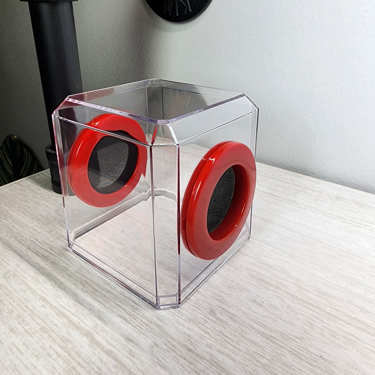 Mini Den Flat Top 3x3x3 Jumping Spider Enclosure (holds fruit flies)