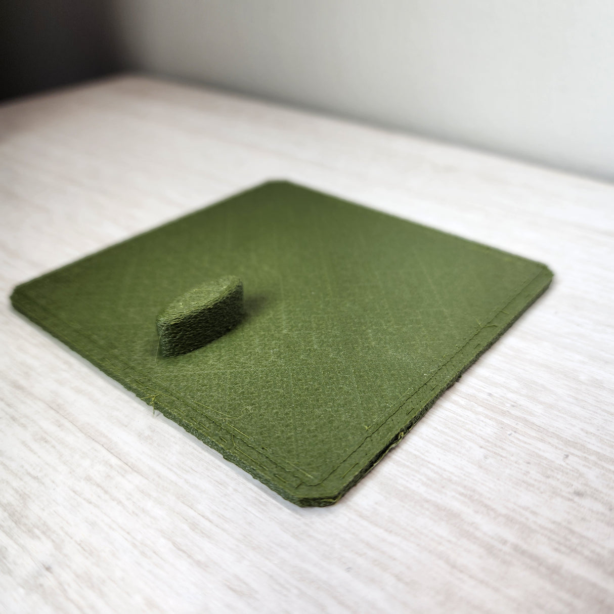 Removable floor insert for the B-STOCK 4X4X8.5