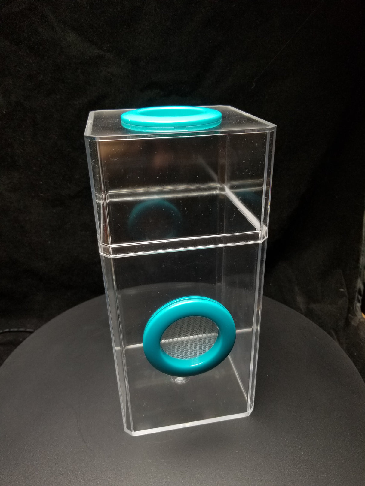 B-STOCK Classic Dual Vent Spider Condo Jumping Spider Enclosure (holds Fruitflies)