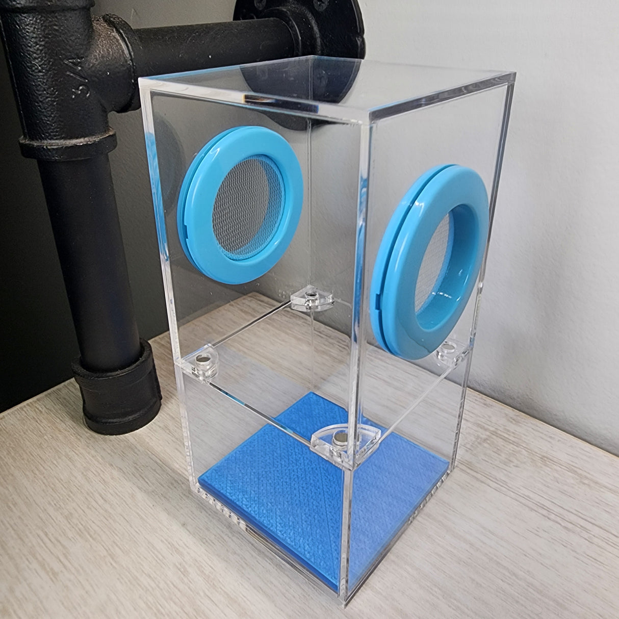 Removable floor insert for the 3x3x6 Magnetic Flat Top