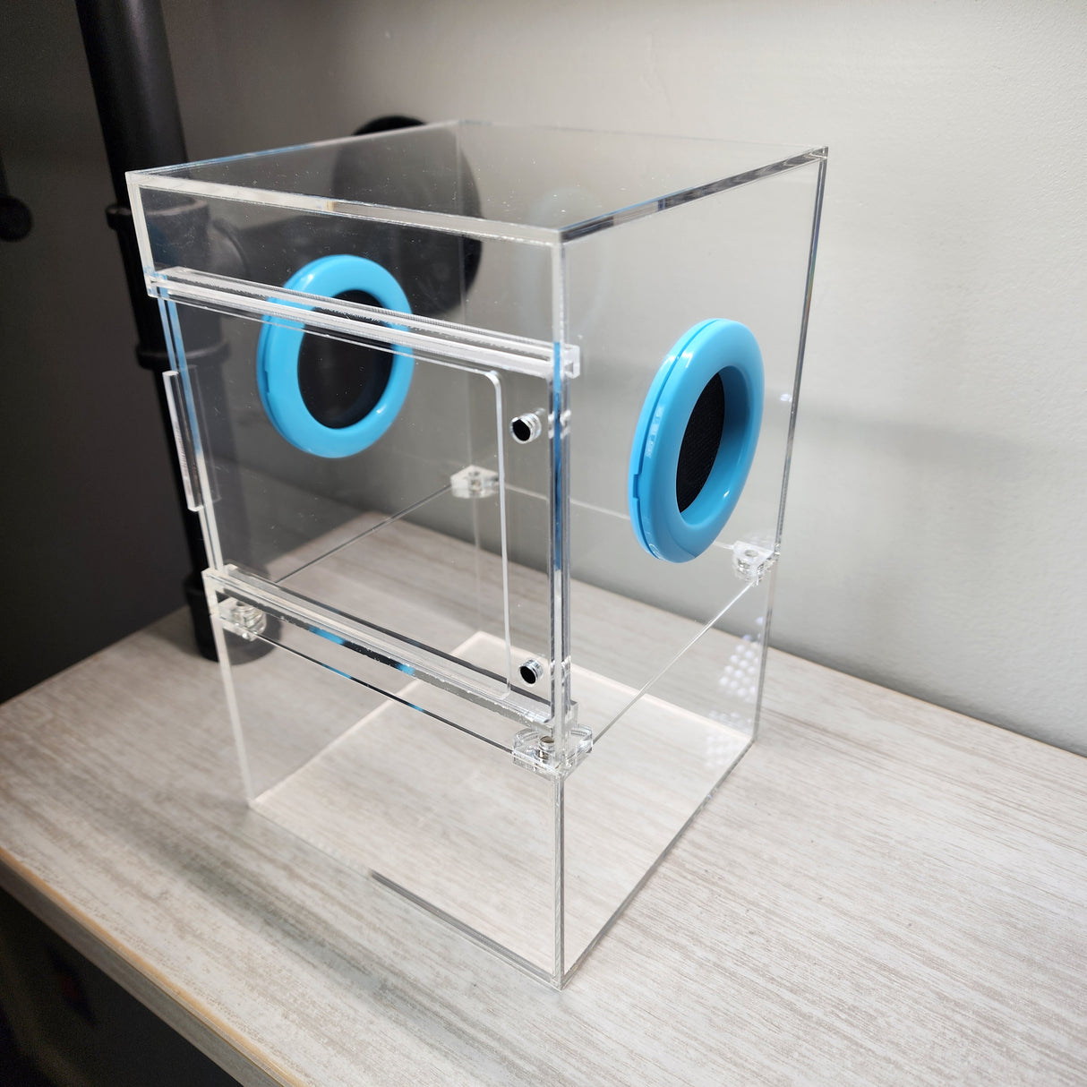 Large Flat Top Magnetic 5x5x8 Front Opening Jumping Spider Enclosure