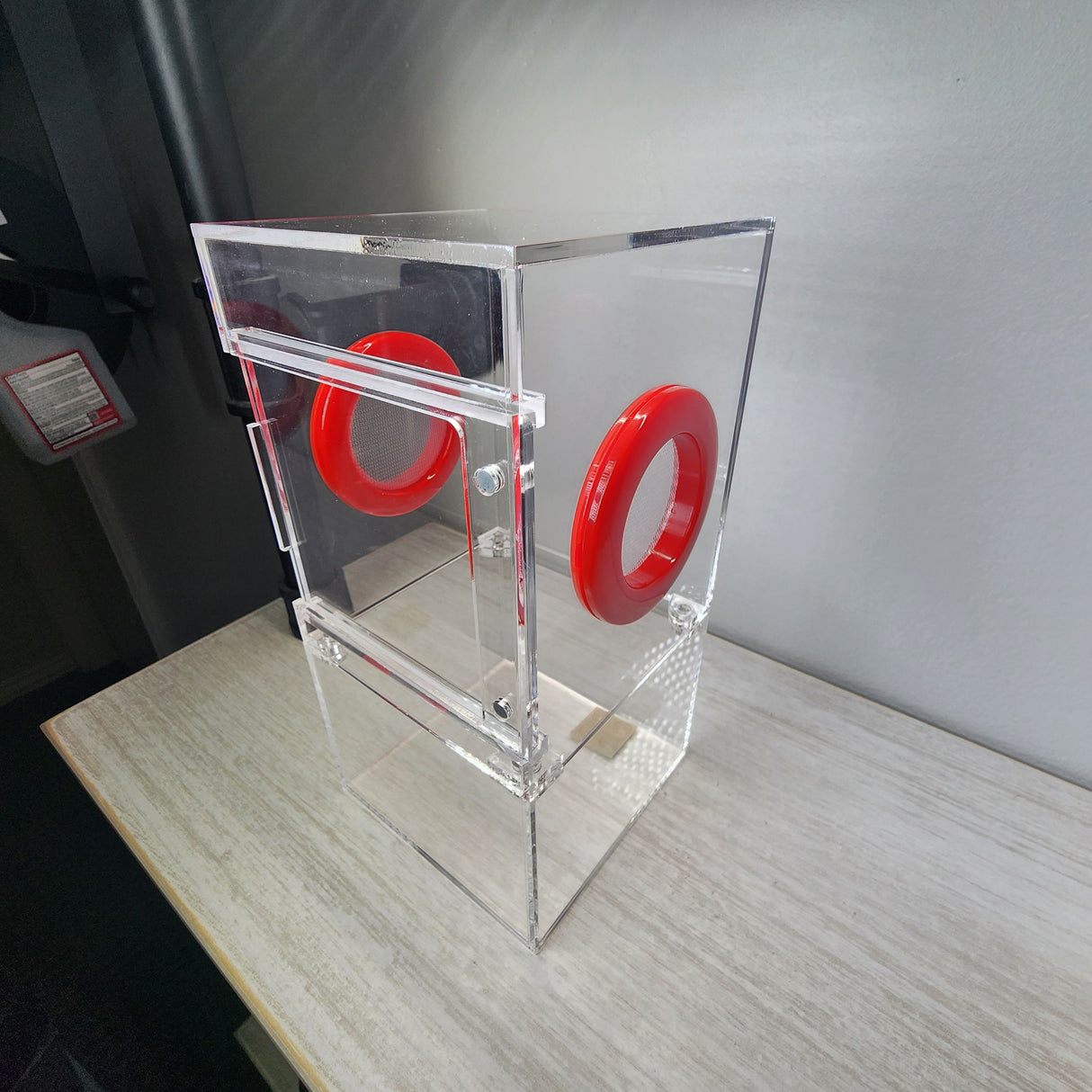 Medium Flat Top 4x4x8 Magnetic Front Opening Jumping Spider Enclosure NEW