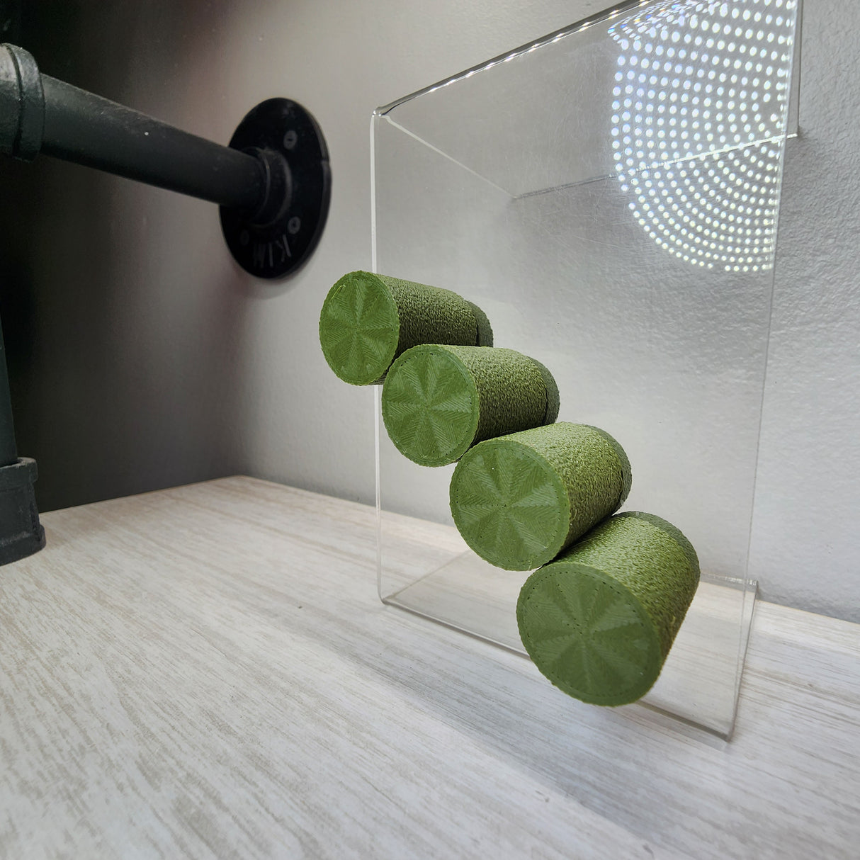 Magnetic Spoody Perch for Jumping Spiders 1 and 4 CT